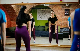 25