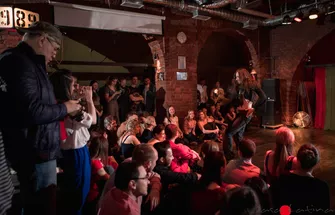 097_sytinacom_20190406_casa_latina