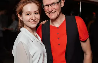 1 (18)