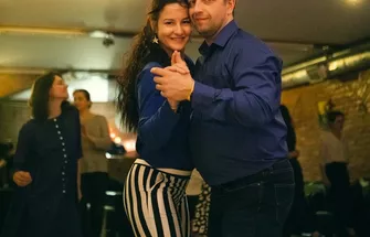 1 (73)