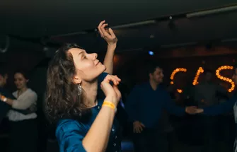 1 (93)