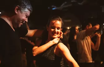 1 (37)