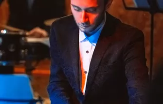1 (8)
