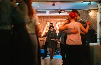 1 (13)