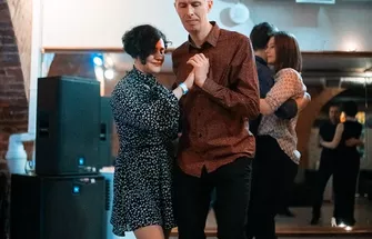 1 (22)