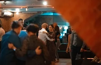 1 (29)