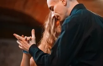 1 (62)