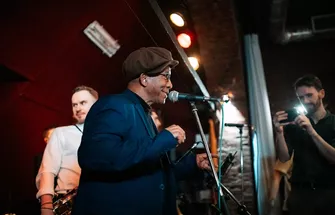 1 (100)