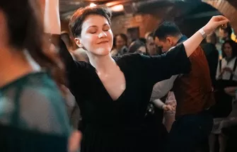 1 (39)