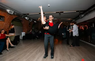 1 (61)