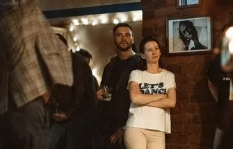 1 (33)