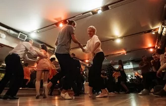 1 (85)