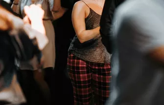 1 (43)