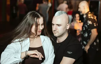 1 (17)