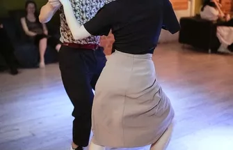 1 (352)